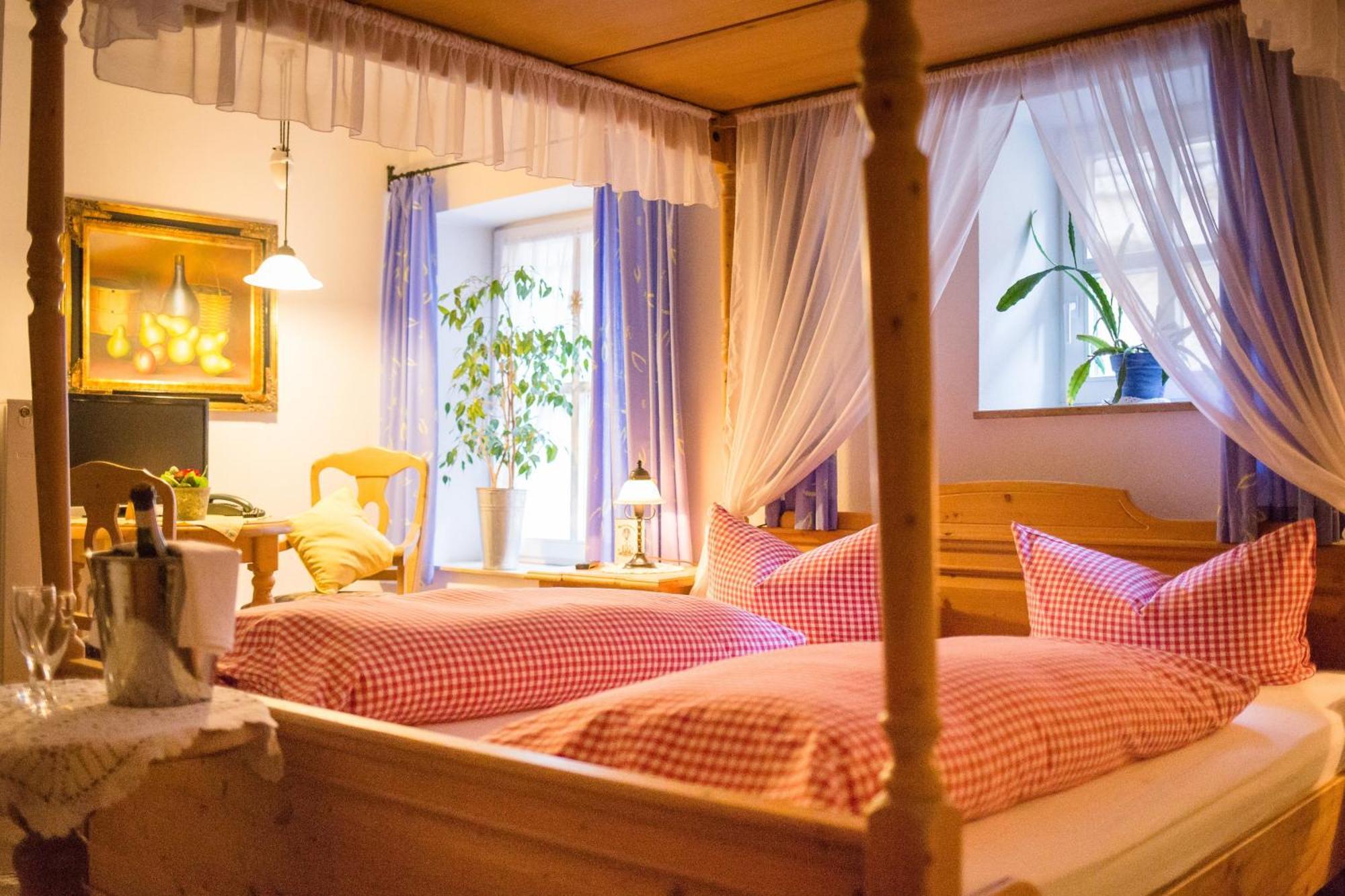 רוטנבורג אוב דר טאובר Hotel Gerberhaus מראה חיצוני תמונה